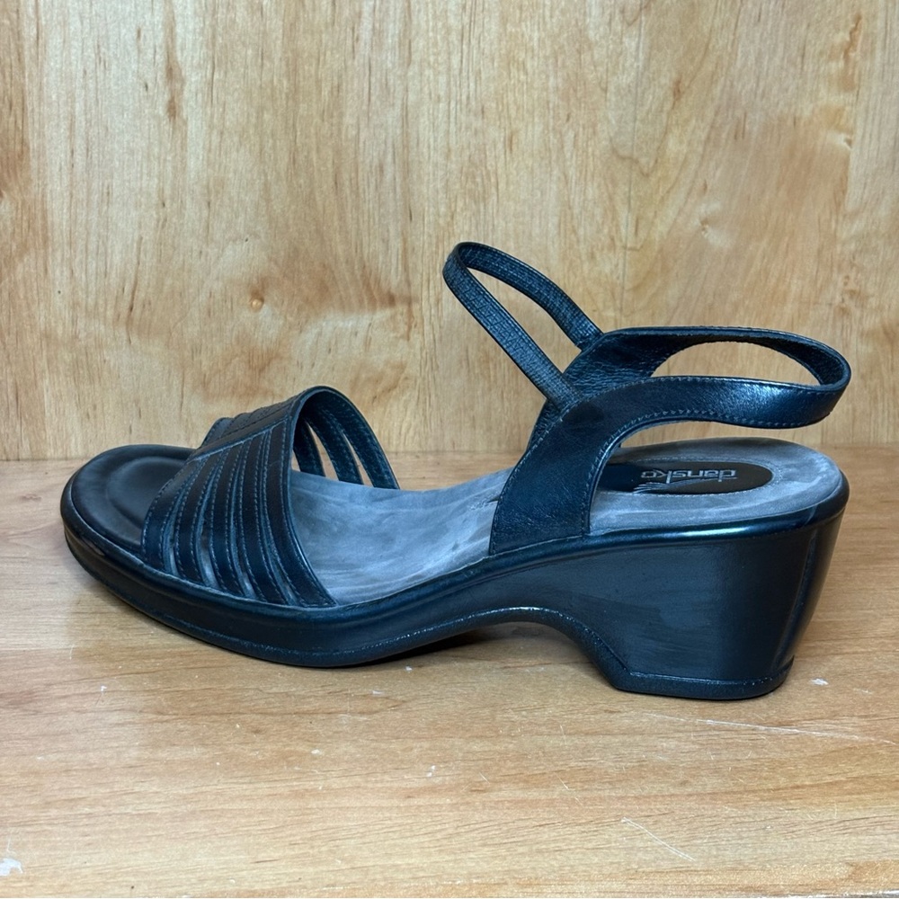 Black Women's Leather Slingback Sandal - Picture 3 of 8